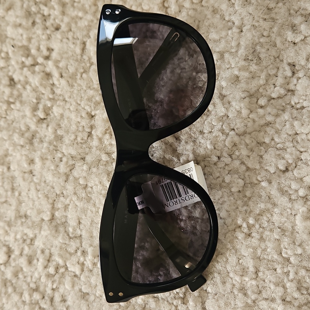 Marc Jacobs Black Cat-Eye Sunglasses Marc 118/S